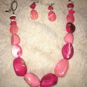 Statement necklace and earrings set